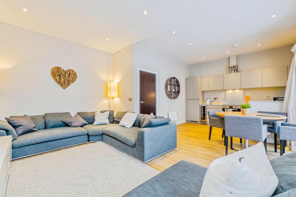 Additional image 2 of 2 bed flat for saleRomilly Crescent, Cardiff CF11