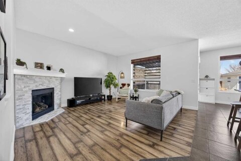 Additional image 8 of 340 Prestwick Terrace SE, Calgary, AB, T2Z 0H4