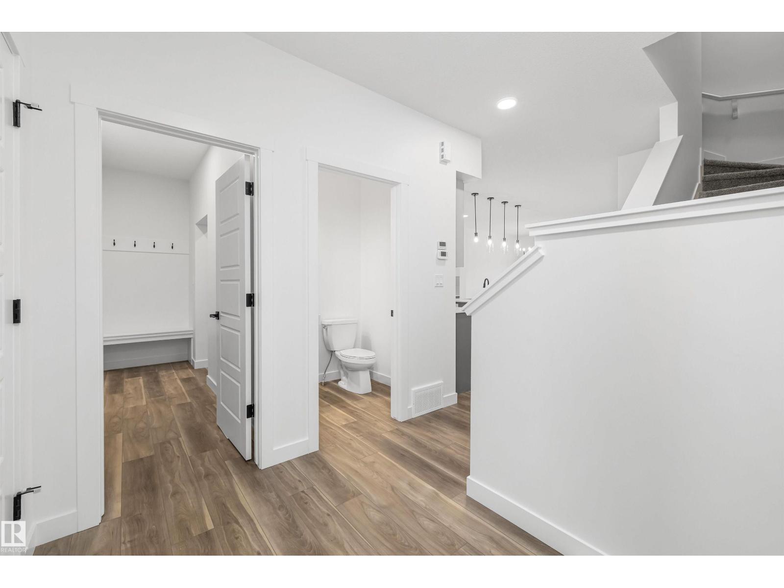 Additional image 4 of 8724 183 Avenue NW, Edmonton, AB, T5Z0S8