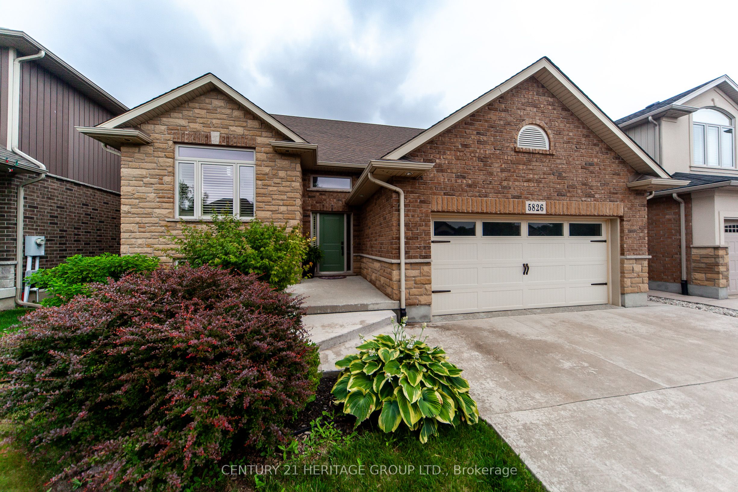 5826 Fiddlehead Lane, Niagara Falls, ON, L2H 0E9