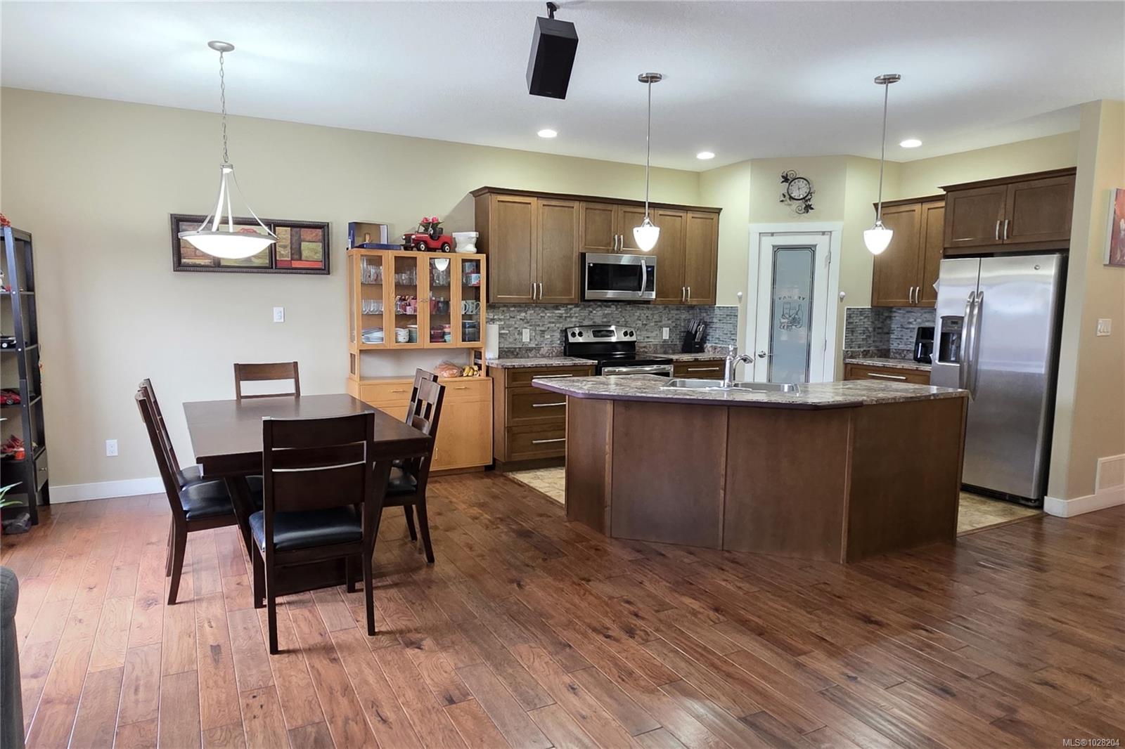 1094 Cordero Crescent, Campbell River, BC, V9H 0B6 photo 5