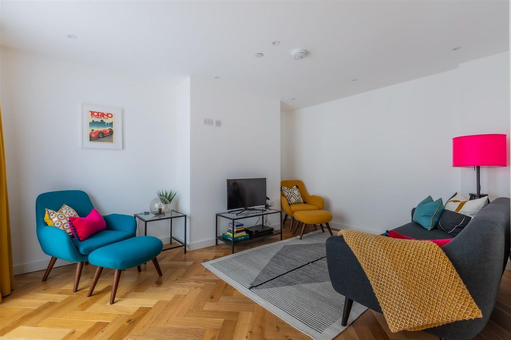 Additional image 10 of 4 bed town house for saleHamiliton Villas, Cathedral Road, Pontcanna, Cardiff CF11