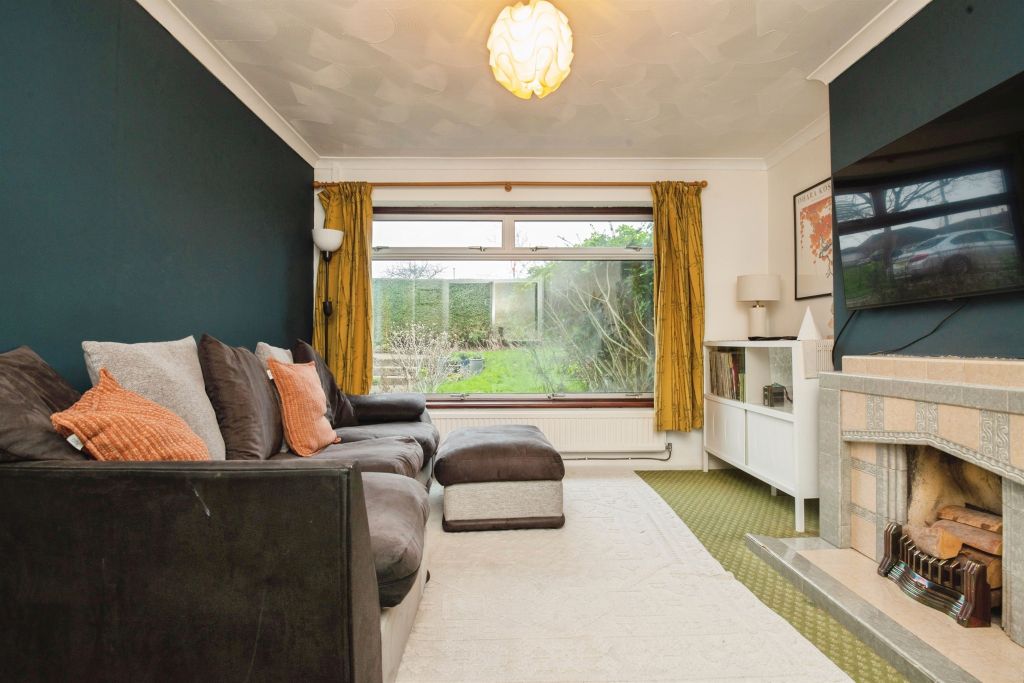 Additional image 2 of 3 bed semi-detached house for saleLlanedeyrn Road, Penylan, Cardiff CF23
