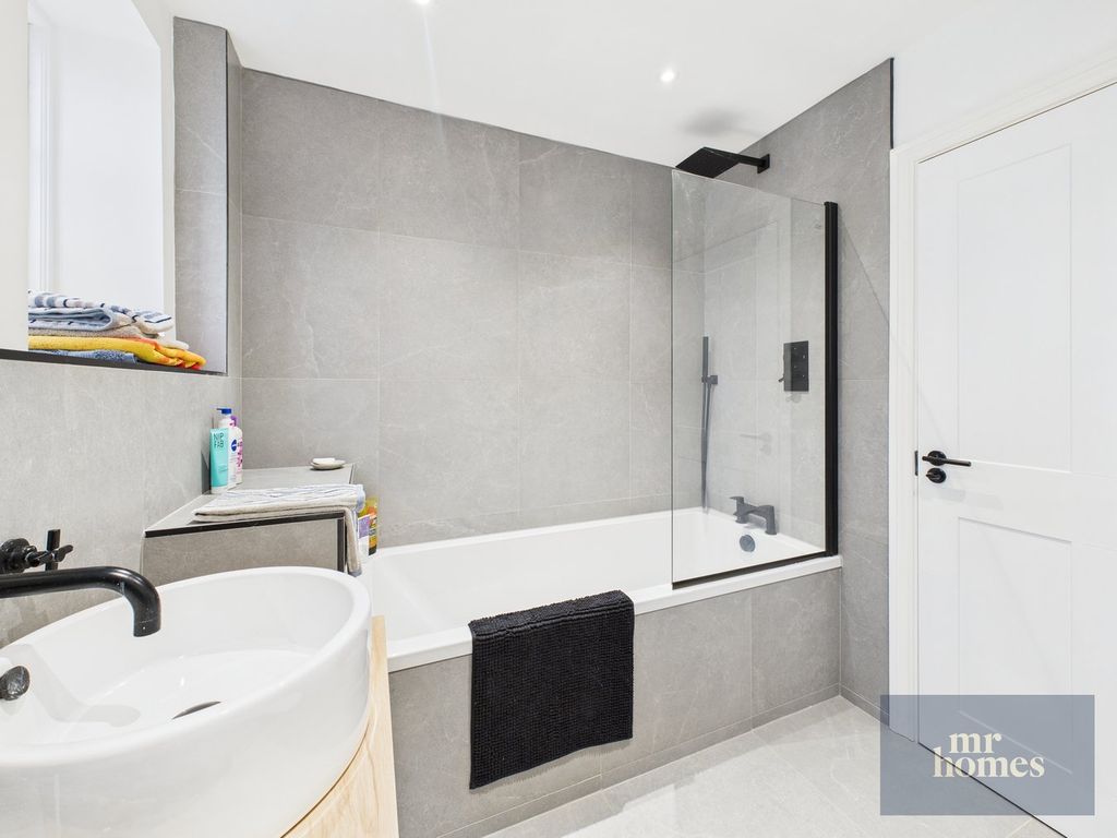 Additional image 22 of 1 bed flat for saleOld Port Road, Wenvoe, Cardiff CF5