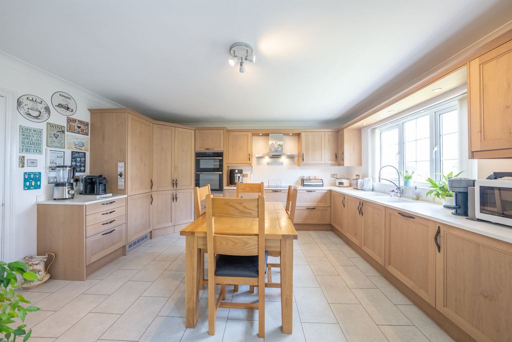 Additional image 2 of 4 bed detached house for saleMynyddbach, Shirenewton, Chepstow, Monmouthshire NP16