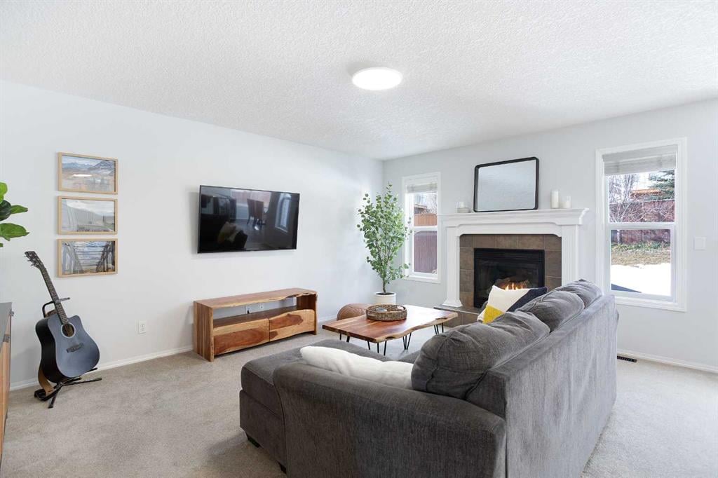 Additional image 4 of 54 Springborough Point SW, Calgary, AB, T3H 5M9