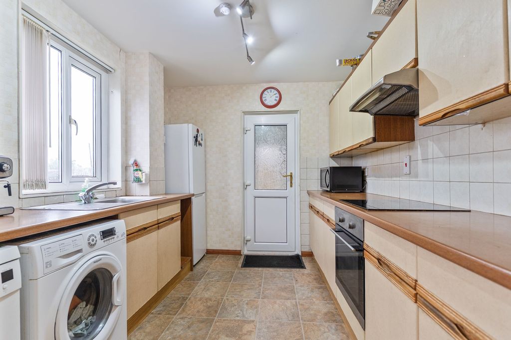 Additional image 3 of 3 bed semi-detached house for saleMelfort Road, Newport NP20