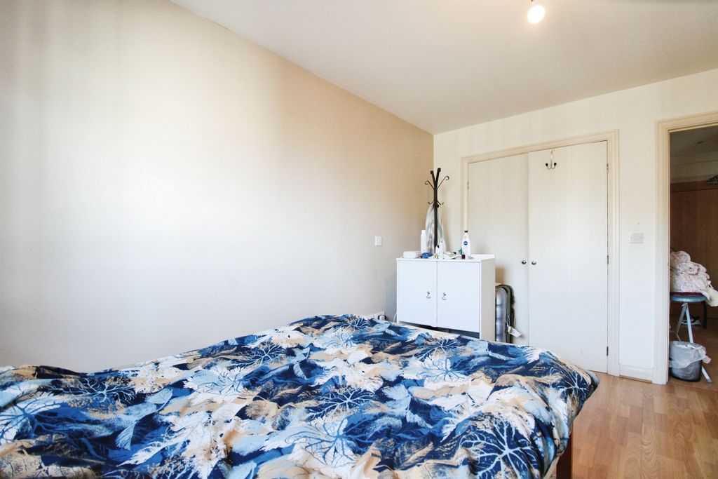 Additional image 6 of 1 bed detached house for saleLandmark Place, Cardiff CF10