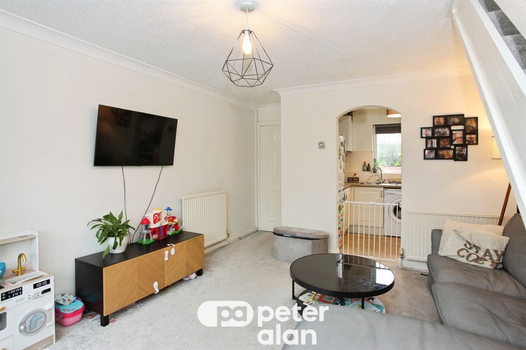 2 bed terraced house for saleCarlton Close, Thornhill, Cardiff CF14