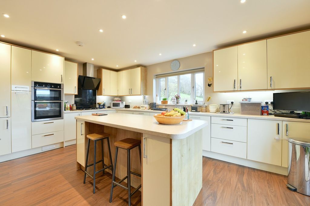 4 bed farm for saleCray, Brecon, Powys. LD3 photo 4