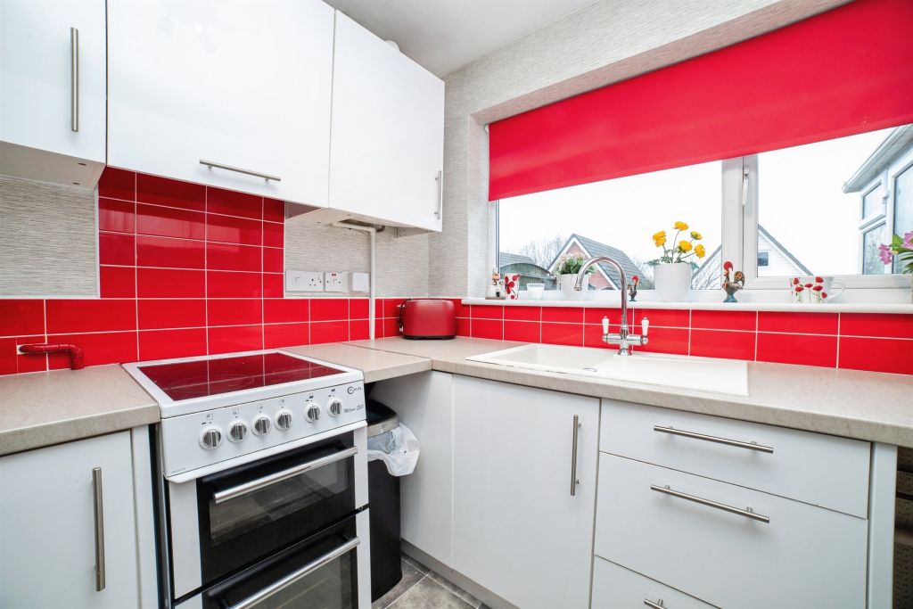 Additional image 3 of 2 bed detached bungalow for saleBoatmans Close, Ilkeston DE7