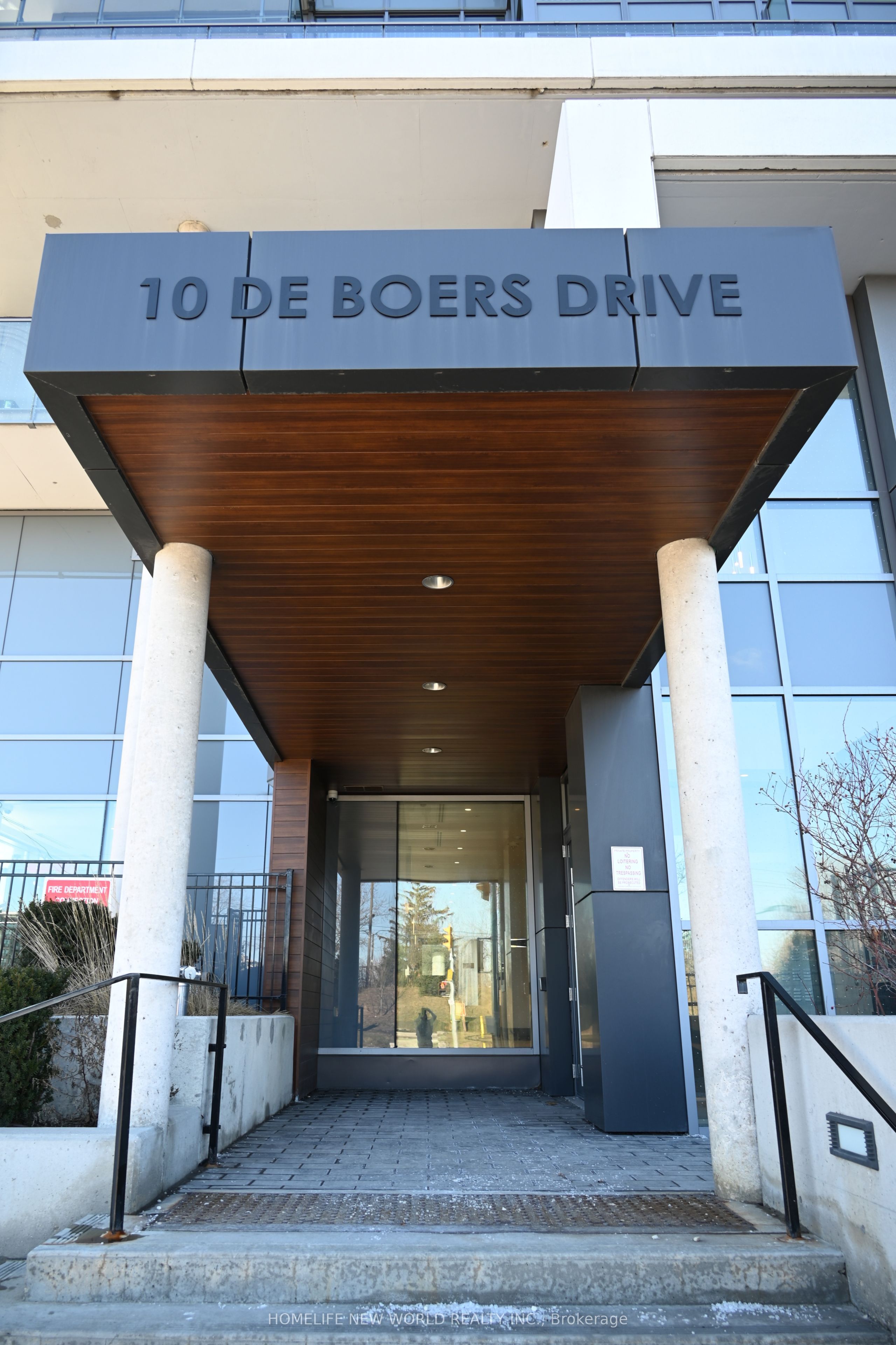 Additional image 2 of 910-10 De Boers Drive, Toronto, ON, M3J 0L6