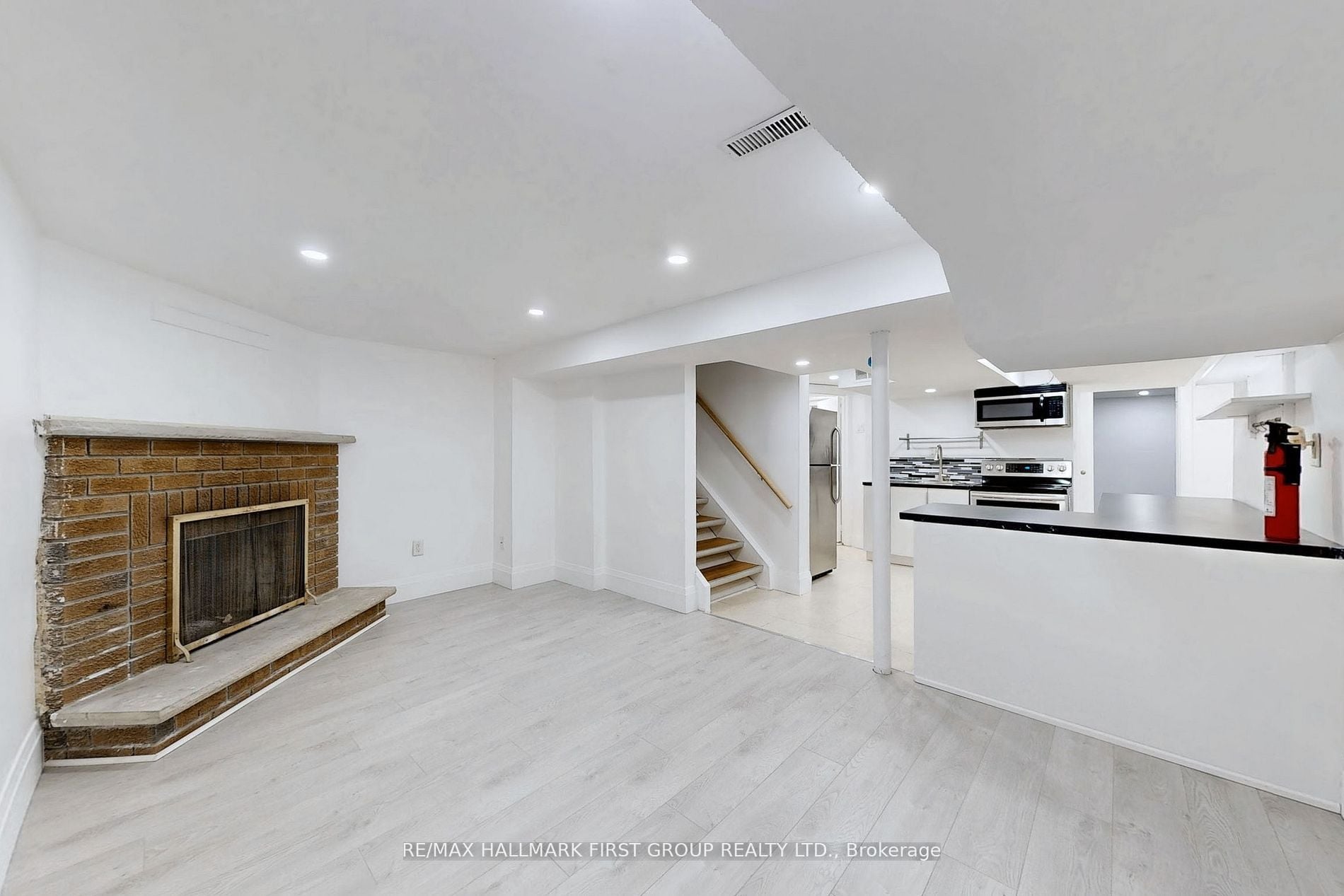 1 Bramwell Drive, Ajax, ON, L1S 5L1