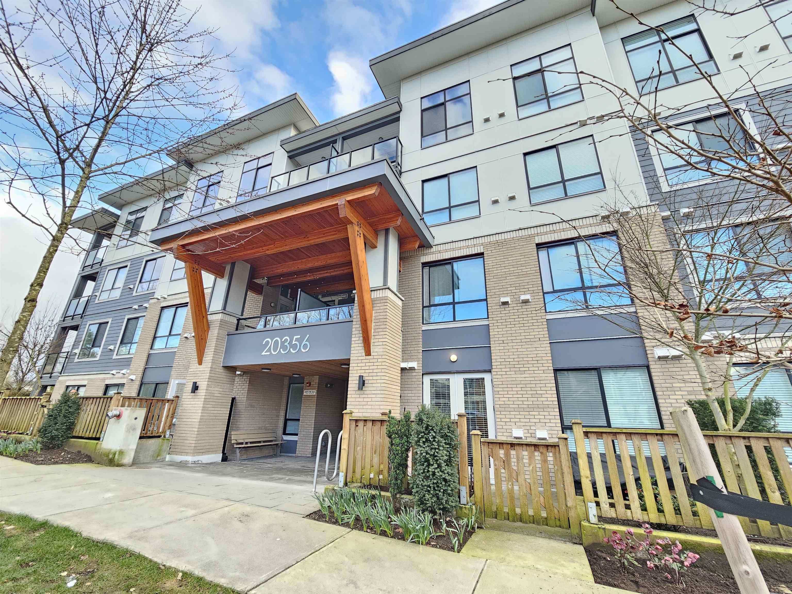 115-20356 72b Avenue, Langley, BC, V2Y 4J9