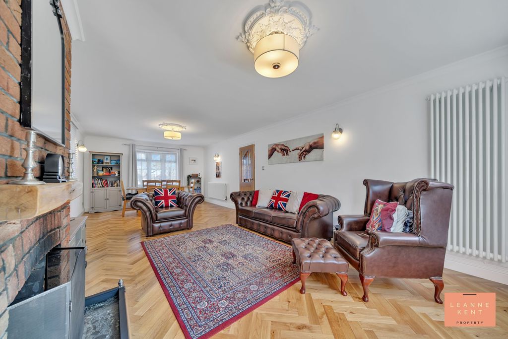 Additional image 3 of 6 bed detached house for saleWatford Road, Caerphilly CF83