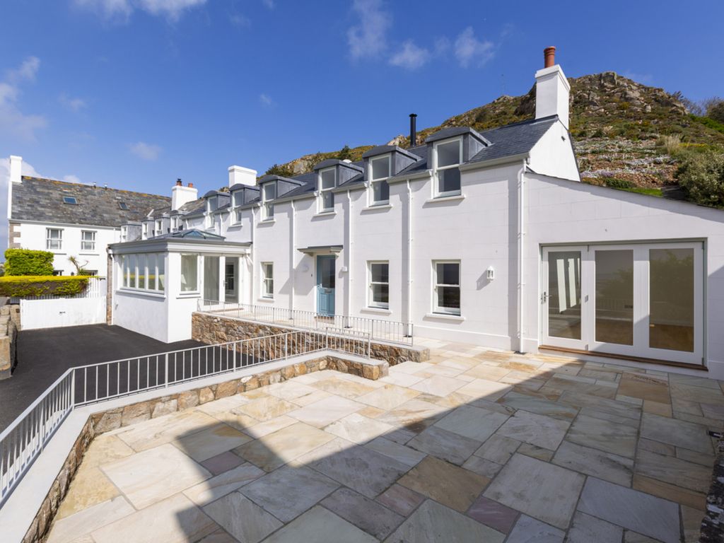 3 bed semi-detached house for saleLa Route De L'etacq, Jersey JE3