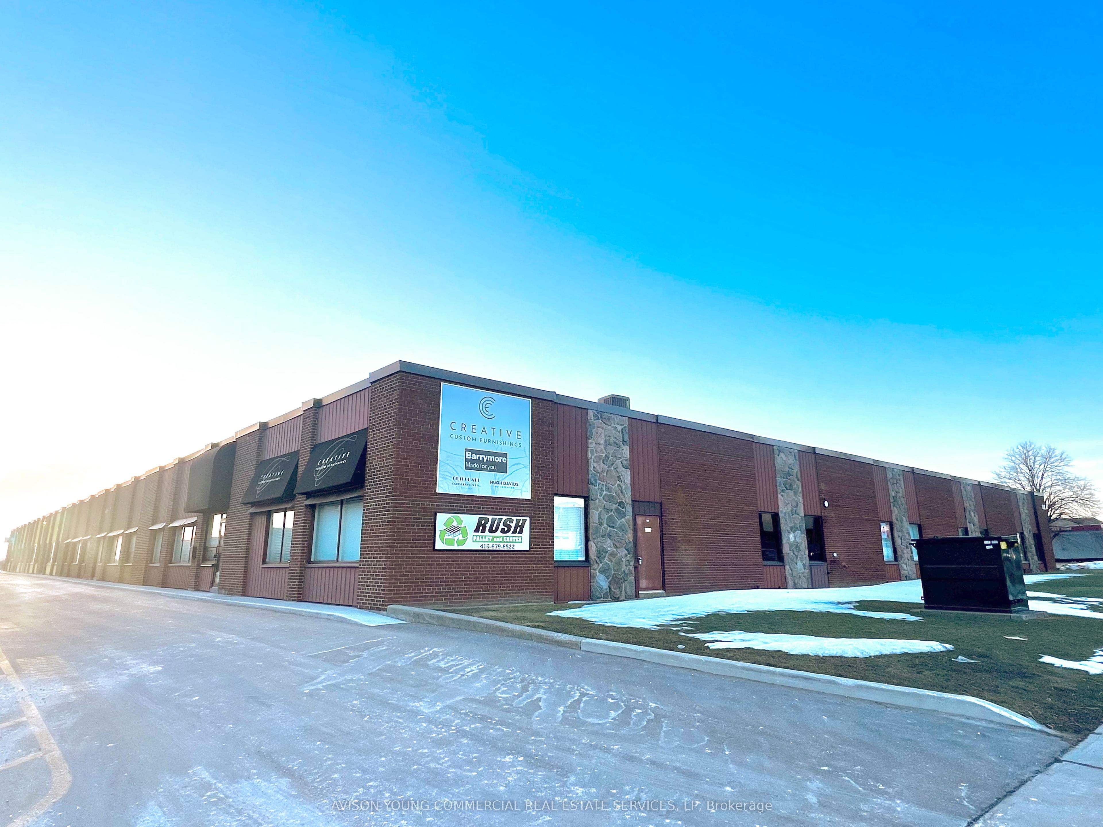 1-350 Oakdale Road, Toronto, ON, M3N 1W5