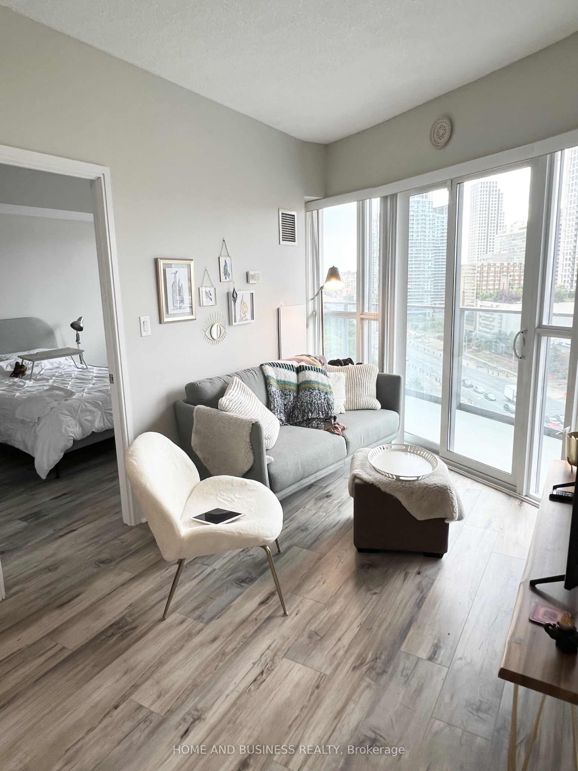 Additional image 4 of 903-60 Absolute Avenue, Mississauga, ON, L4Z 0A9