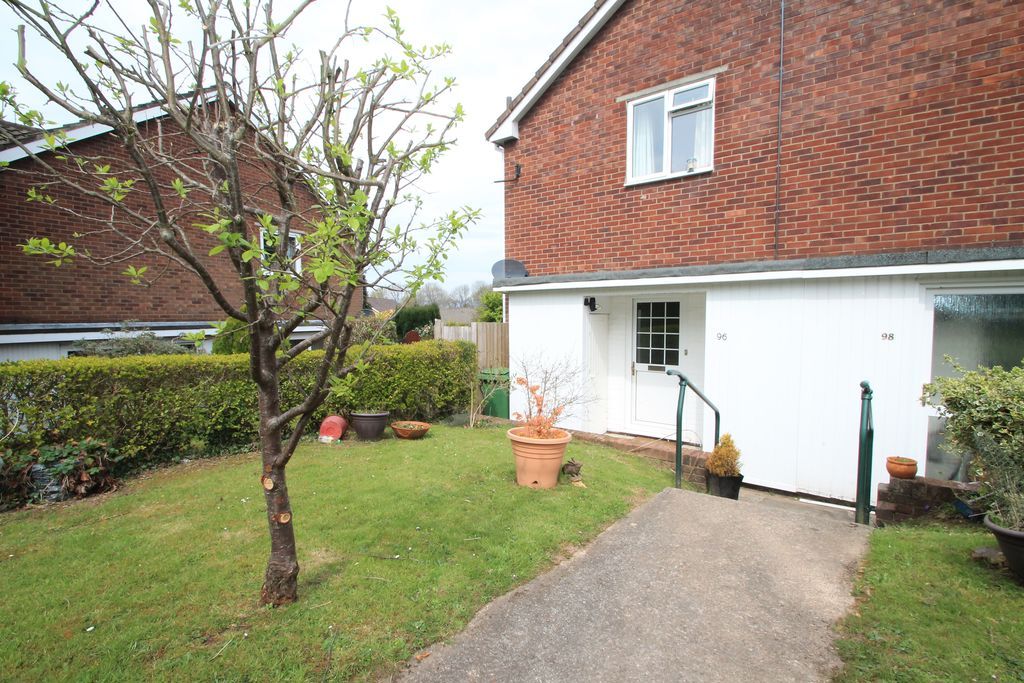 2 bed flat for saleWoolaston Avenue, Cardiff CF23