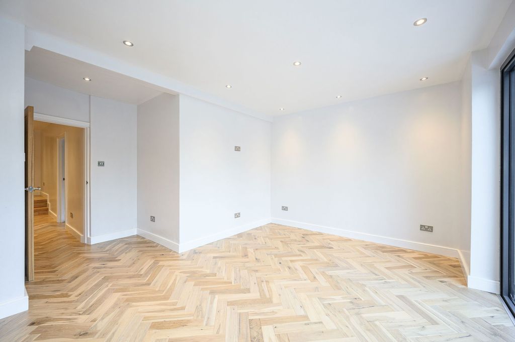 Additional image 24 of 5 bed detached house for saleWhitebrook, Monmouth NP25
