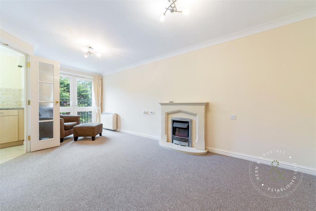 Additional image 2 of 1 bed flat for salePritchard Court, Cardiff Road, Llandaff, Cardiff CF5