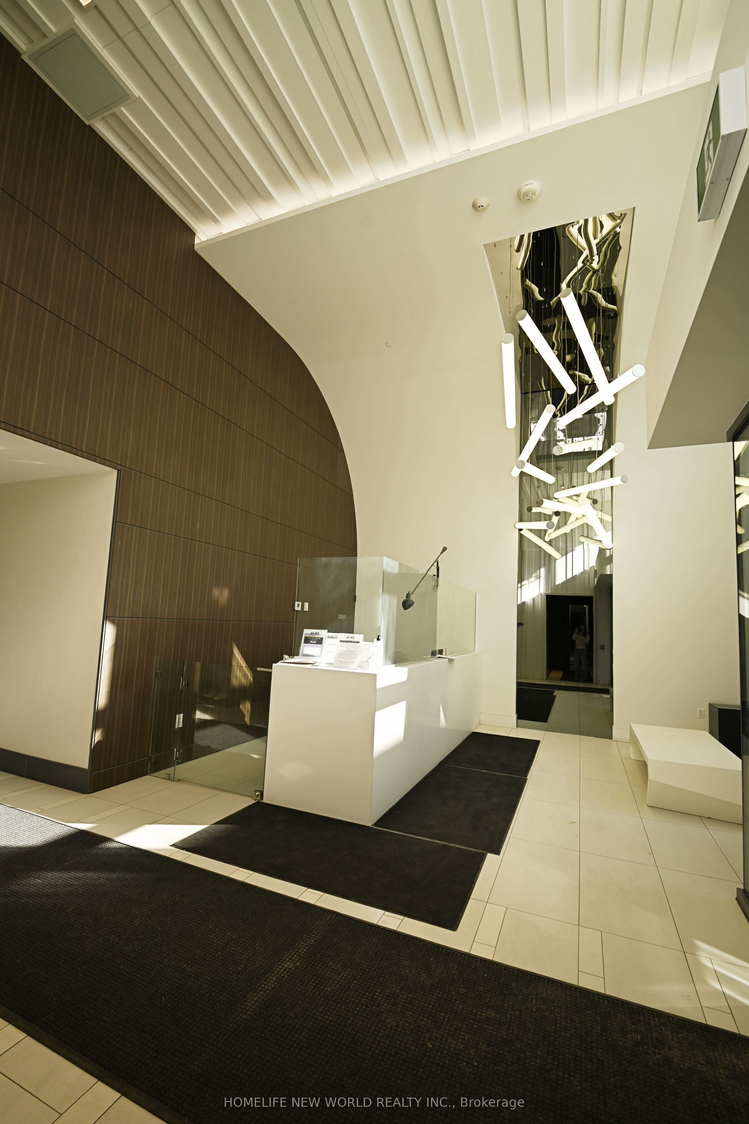 Additional image 3 of 910-10 De Boers Drive, Toronto, ON, M3J 0L6