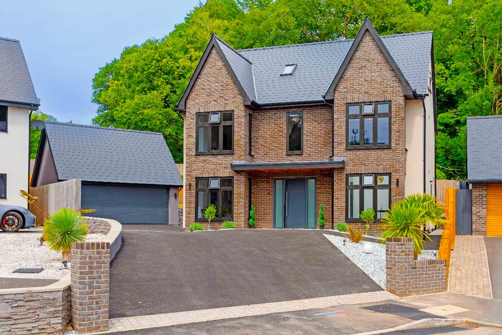 Additional image 5 of 5 bed detached house for saleTrem Yr Dyffryn, Caergarw, Mountain Ash CF45