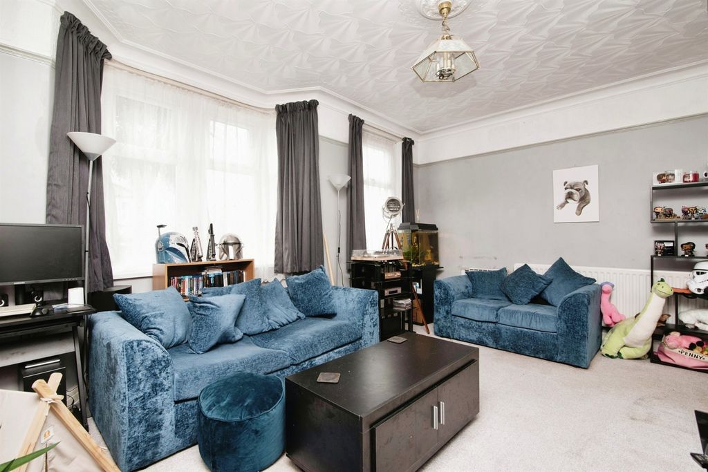 Additional image 7 of 3 bed semi-detached house for saleWentloog Road, Rumney, Cardiff CF3