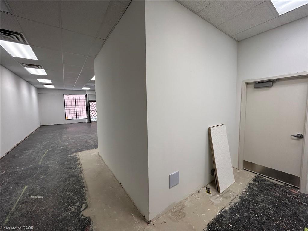 Additional image 6 of 37-1077 North Service Road, Mississauga, ON, L4Y 1A6