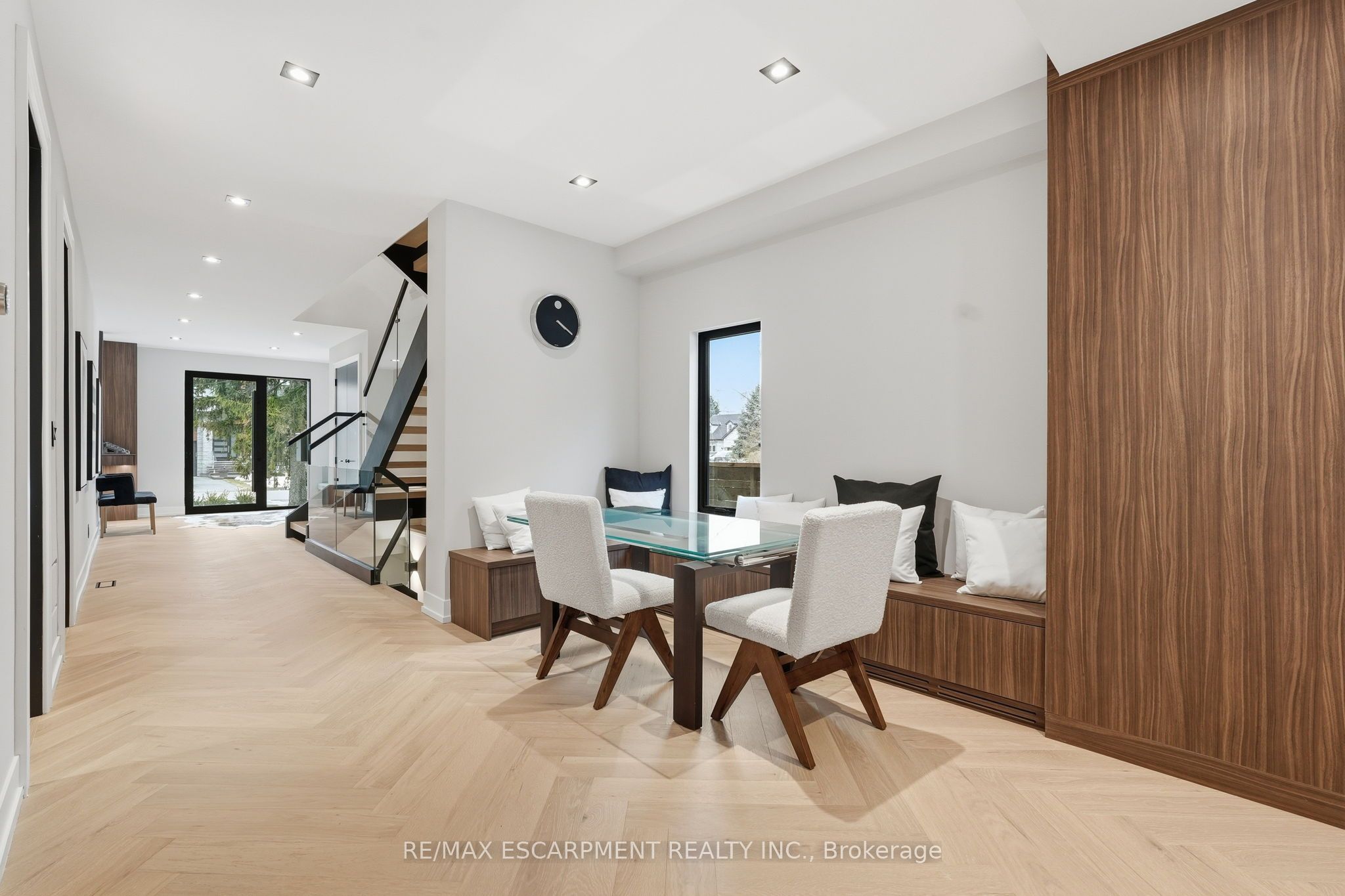 Additional image 6 of 700 Montbeck Crescent, Mississauga, ON, L5G 1P3