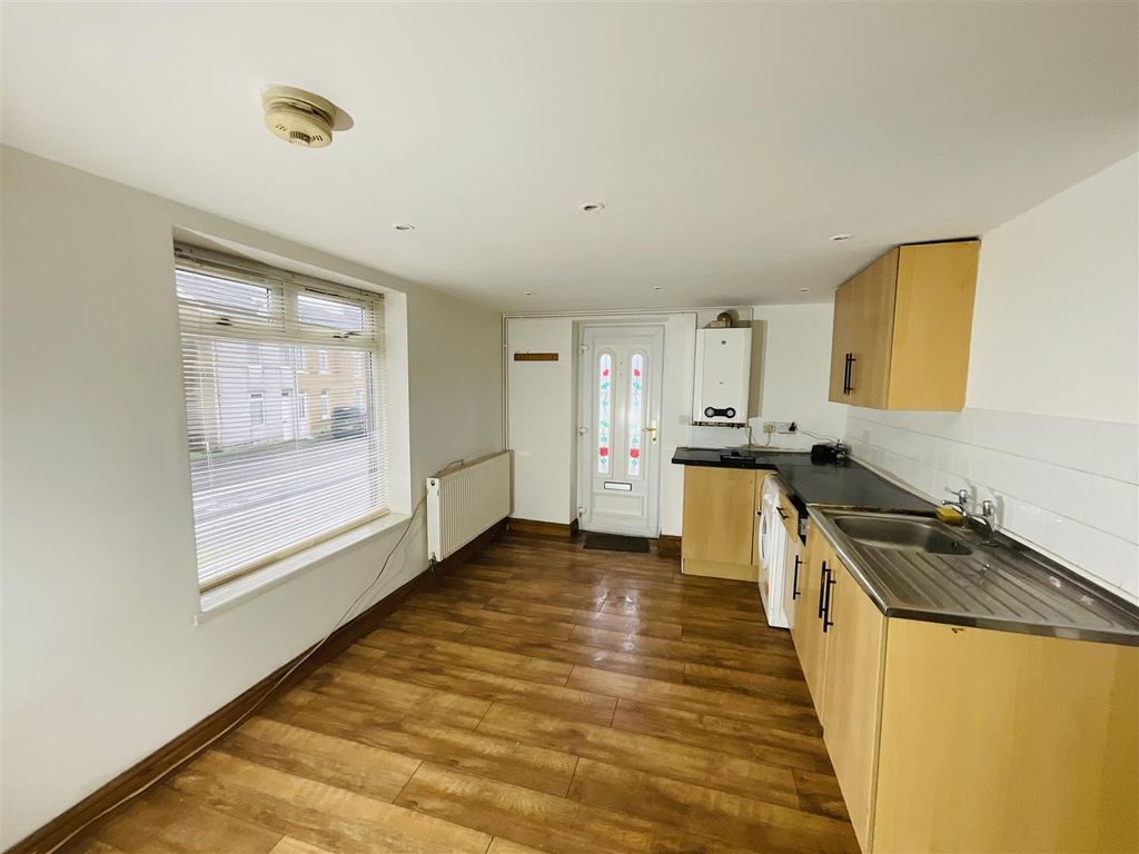 Additional image 4 of 2 bed flat for saleSandfield Road, Burry Port SA16