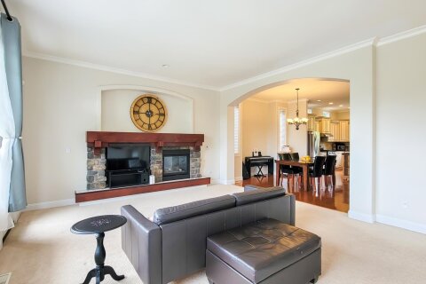 Additional image 8 of 11382 154a Street, Surrey, BC, V3R 2V7