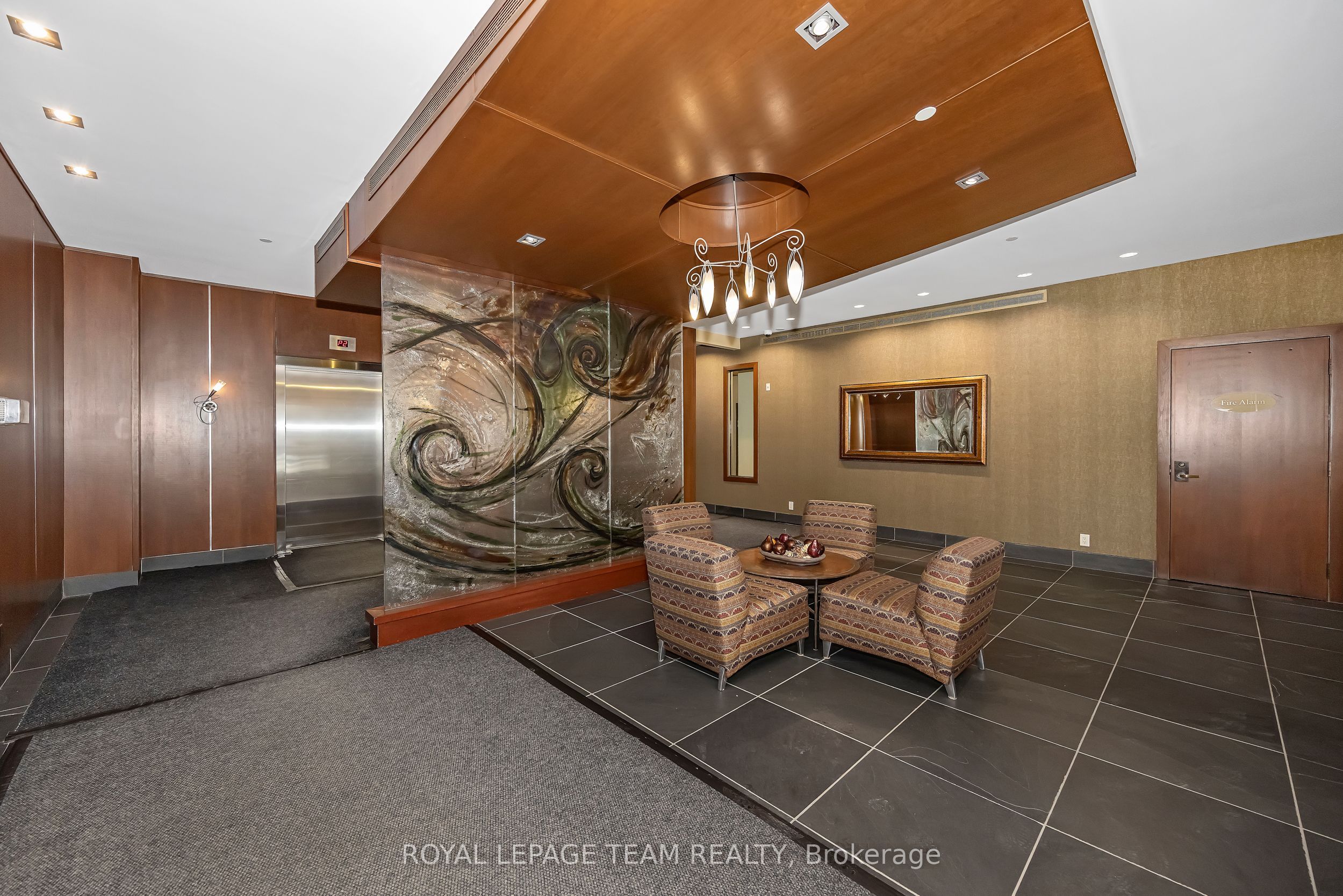 Additional image 4 of 509-320 Mcleod Street, Ottawa, ON, K2P 1A3