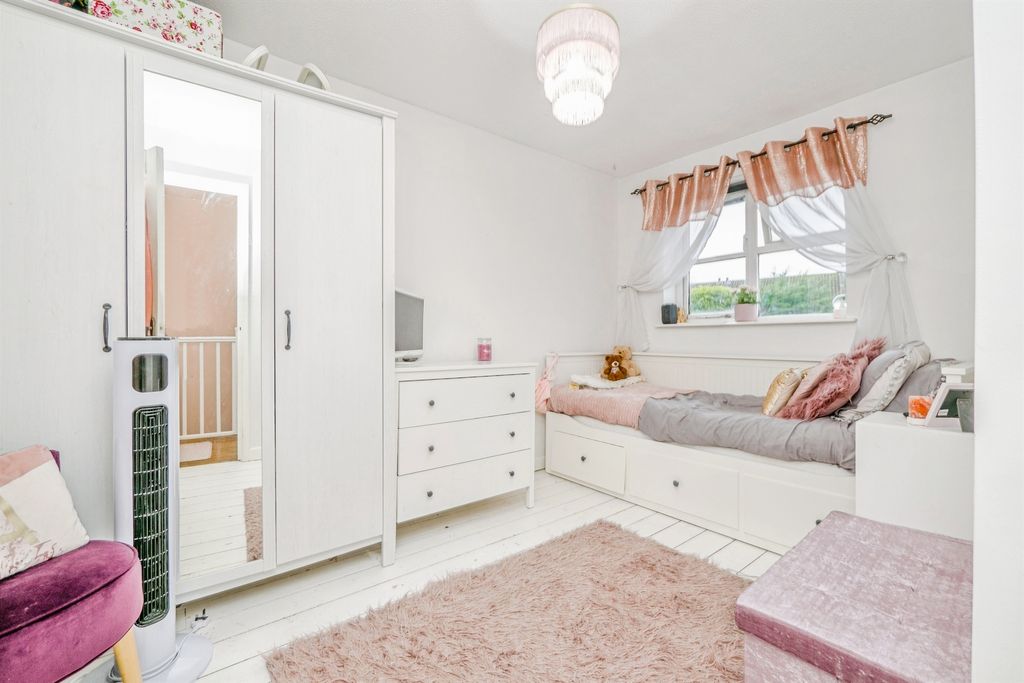 Additional image 7 of 3 bed semi-detached house for saleThrush Close, St. Mellons, Cardiff CF3