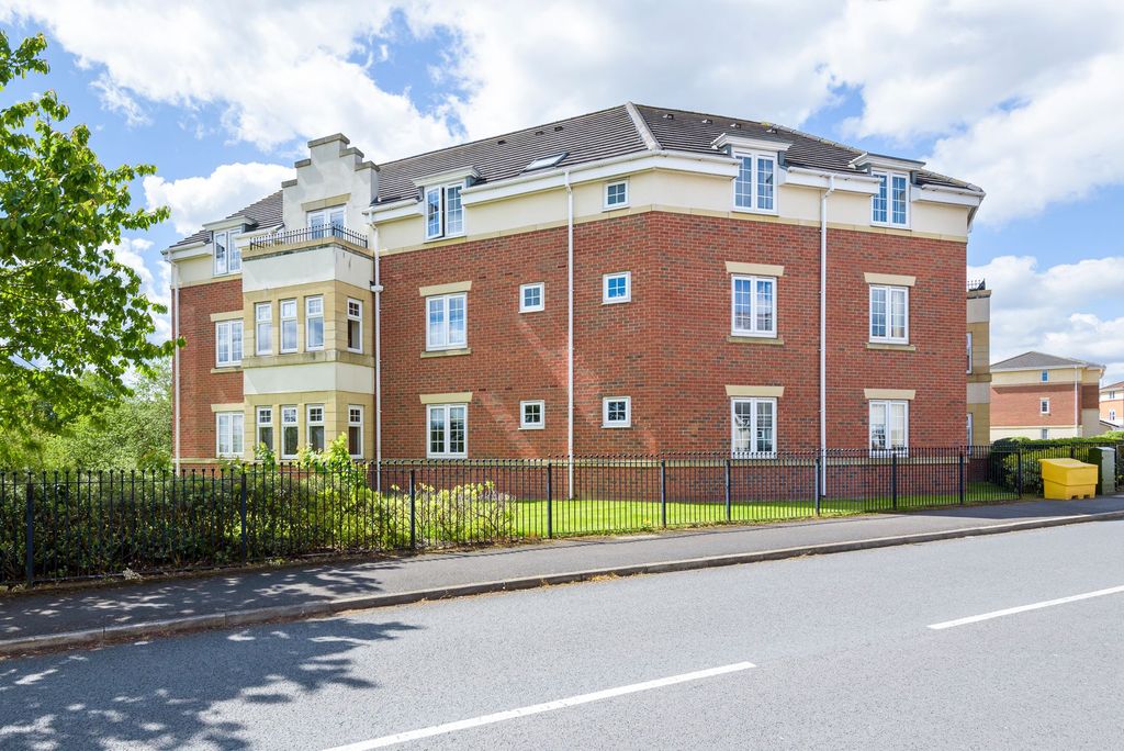2 bed flat for saleDoveholes Drive, Handsworth S13