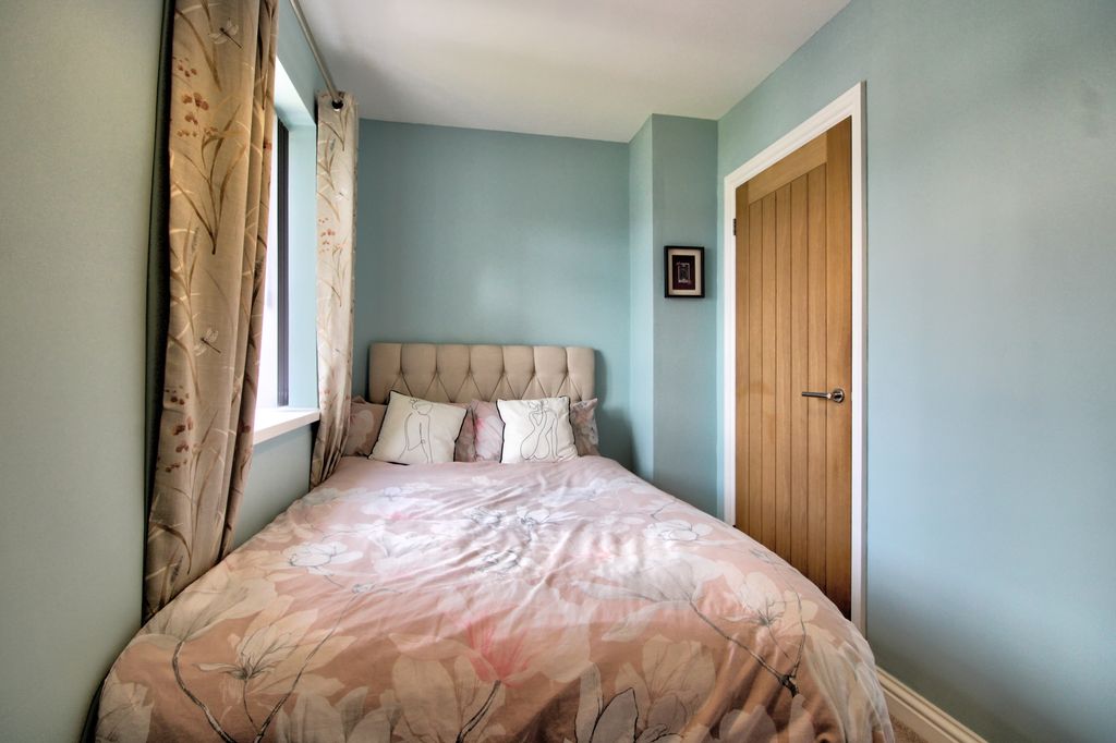 Additional image 21 of 4 bed semi-detached house for saleThe Uplands, Newport NP10