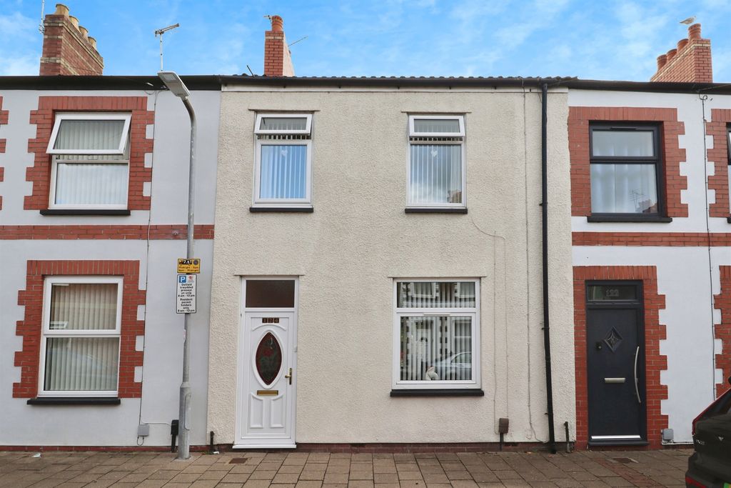 3 bed terraced house for salePearl Street, Cardiff CF24