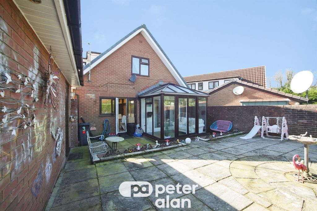 Additional image 7 of 4 bed detached bungalow for saleAldwych Close, Thornhill, Cardiff CF14