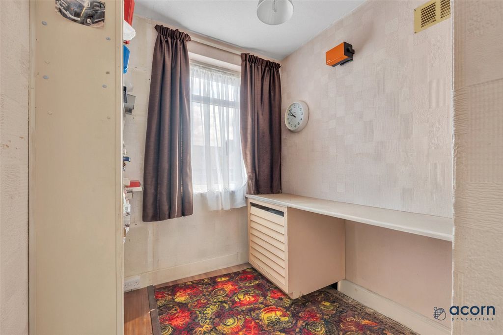 Additional image 13 of 3 bed semi-detached house for saleHill View Gardens, Colindale, London NW9