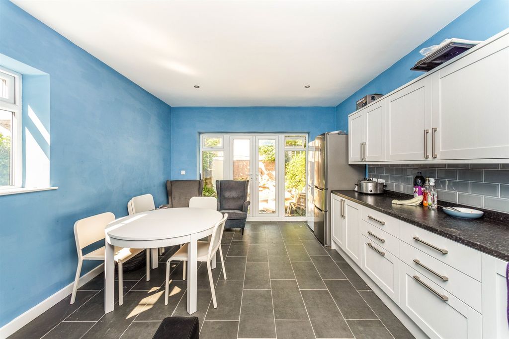 Additional image 2 of 8 bed terraced house for saleClare Street, Cardiff CF11