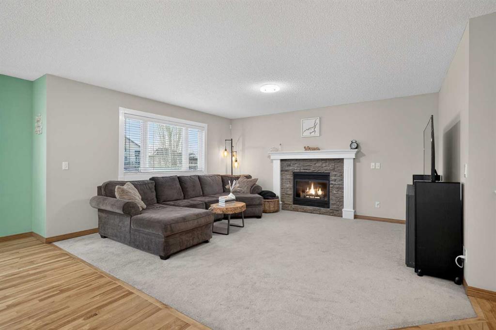 Additional image 5 of 112 West Creek Close, Chestermere, AB, T1X 1M2