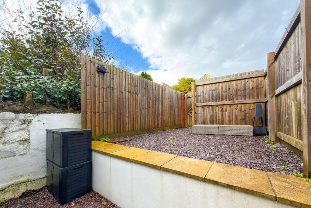 Additional image 7 of 2 bed flat for saleLlantrisant Street, Cathays CF24