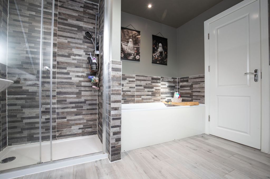 Additional image 24 of 5 bed detached house for saleFoil Close, Rogerstone, Newport NP10