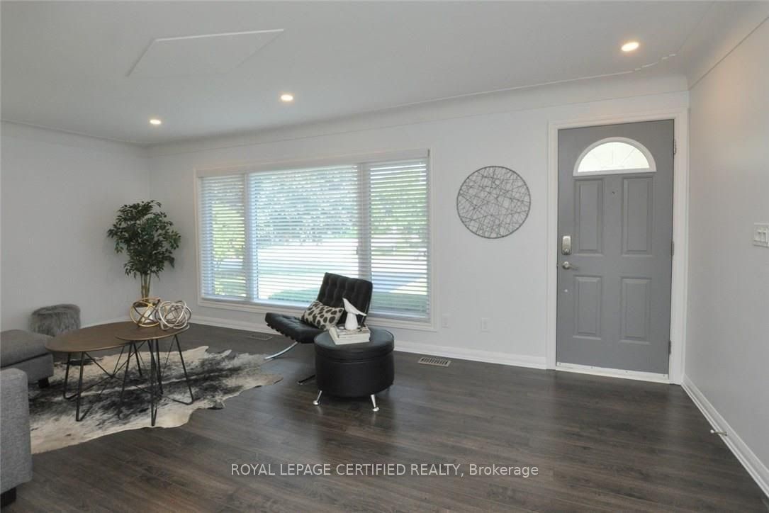 Additional image 2 of upper level -102 Laurier Avenue, Hamilton, ON, L9C 3S4
