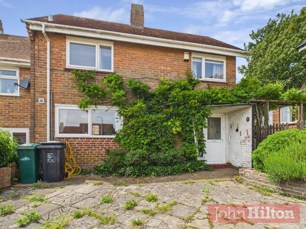 2 bed end terrace house for saleTreyford Close, Woodingdean BN2