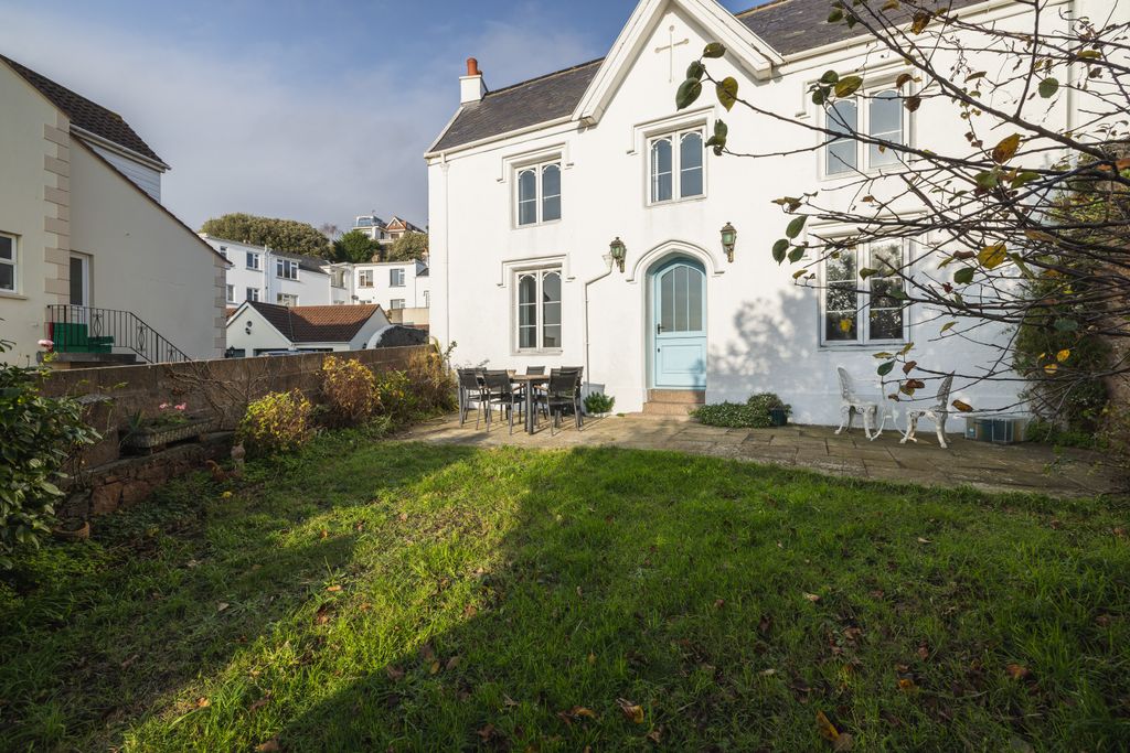 Additional image 5 of 5 bed detached house for saleLe Mont Cambrai, St. Lawrence, Jersey JE3