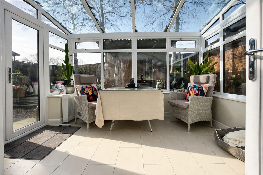 Additional image 8 of 4 bed detached house for saleKember Close, Cardiff CF3