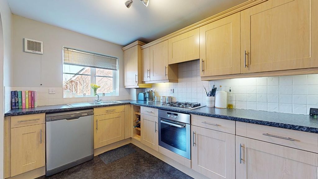 Additional image 5 of 4 bed terraced house for saleMilestone Close, Heath, Cardiff CF14