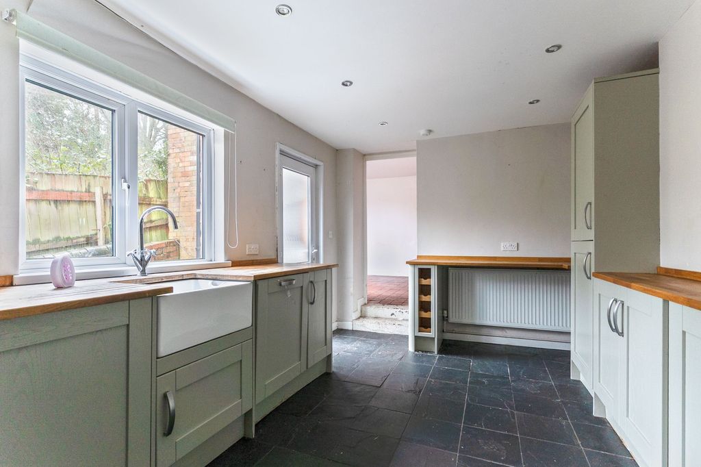 Additional image 5 of 5 bed terraced house for saleKensington Place, Newport NP19