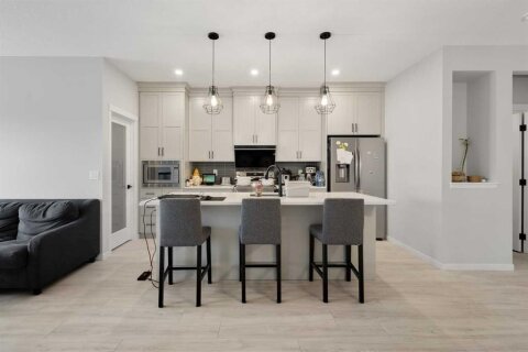 Additional image 9 of 22 Edith Manor NW, Calgary, AB, T3R 1Y7